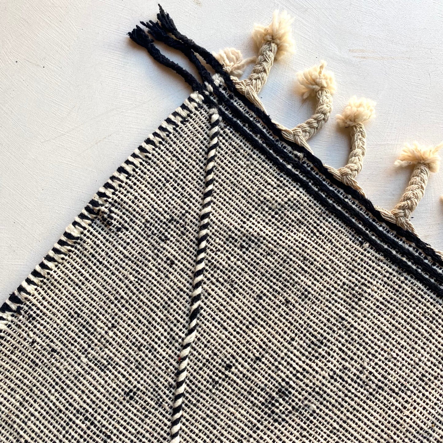 Tapis berbère Zanafi n°3227 - Grid - 300 x 200 cm