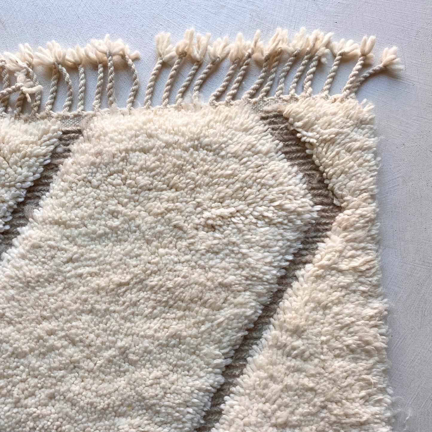 Tapis berbère Beni Ouarain n°3225 - Ivoire - 300 x 200 cm