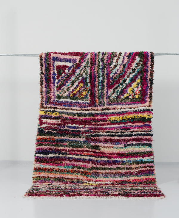 Tapis berbère Boucherouite n°2768 - Pétunia - 141 x 240 cm