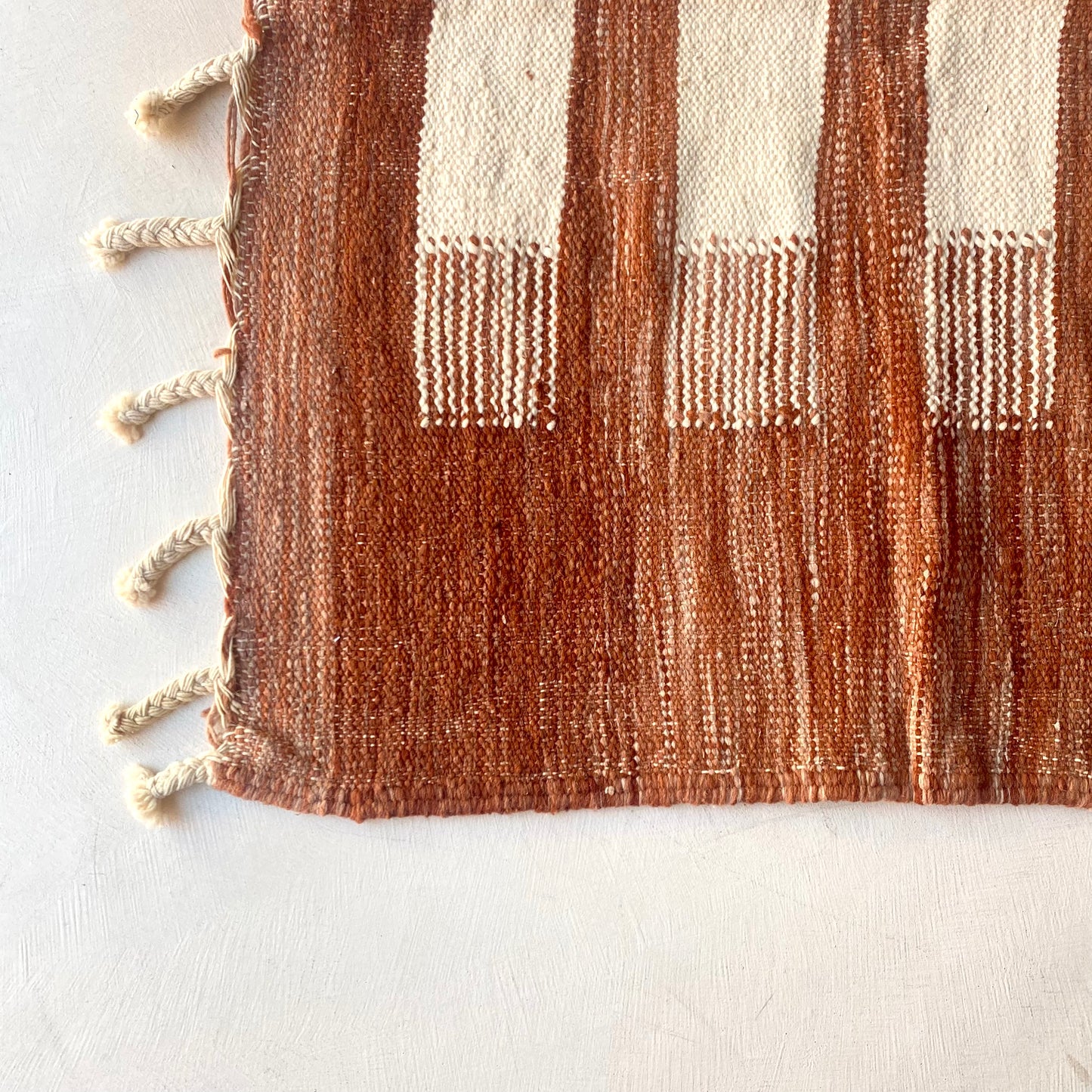 Tapis berbère Kilim n°3152 - Échelle - 252 x 143 cm