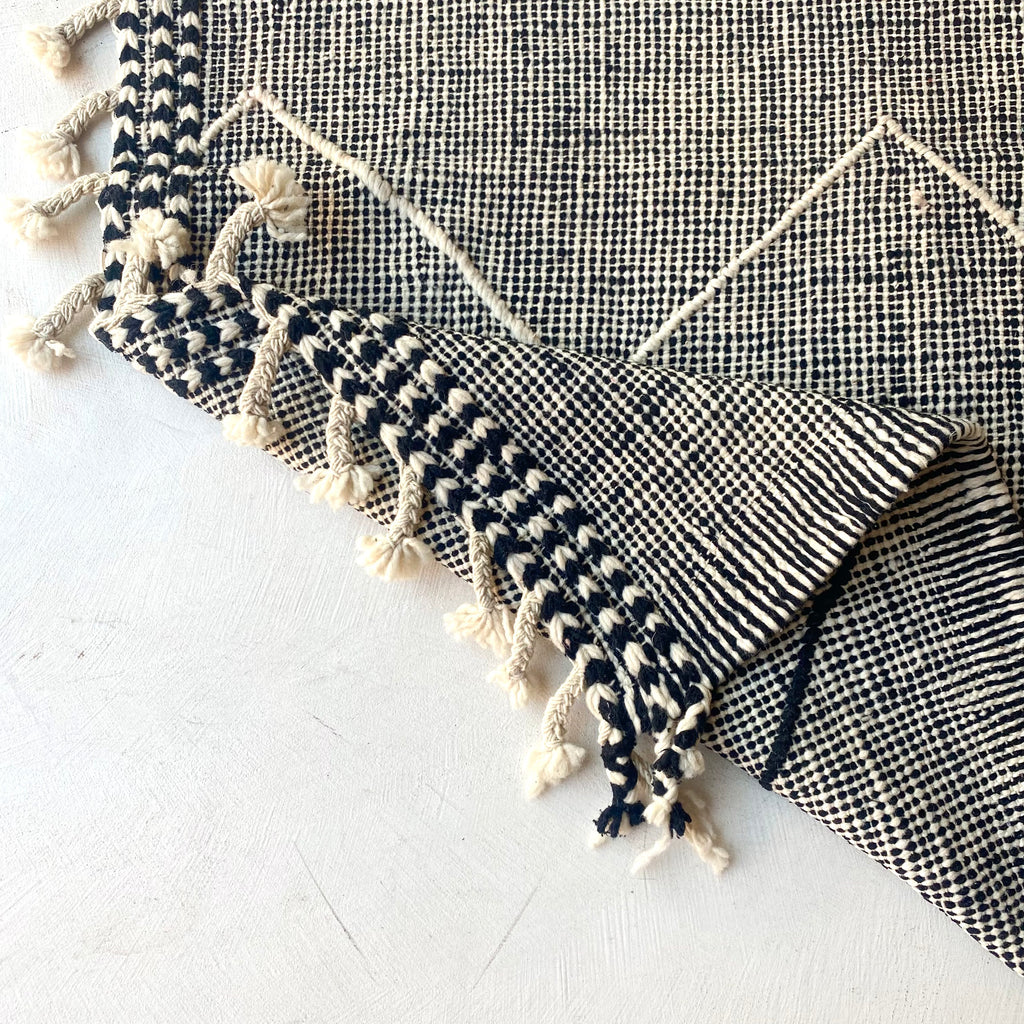 Tapis berbère Zanafi n°3153 - Éclaire - 208 x 141 cm