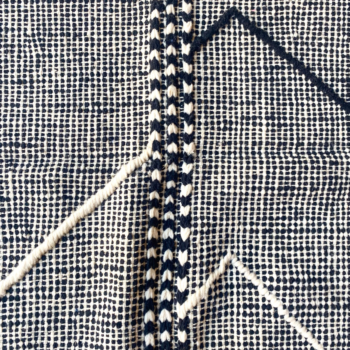 Tapis berbère Zanafi n°3153 - Éclaire - 208 x 141 cm