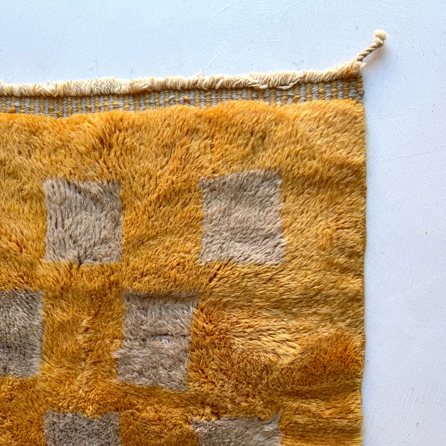 Tapis berbère Mrirt n° 3280 - Honey - 243 x 150 cm