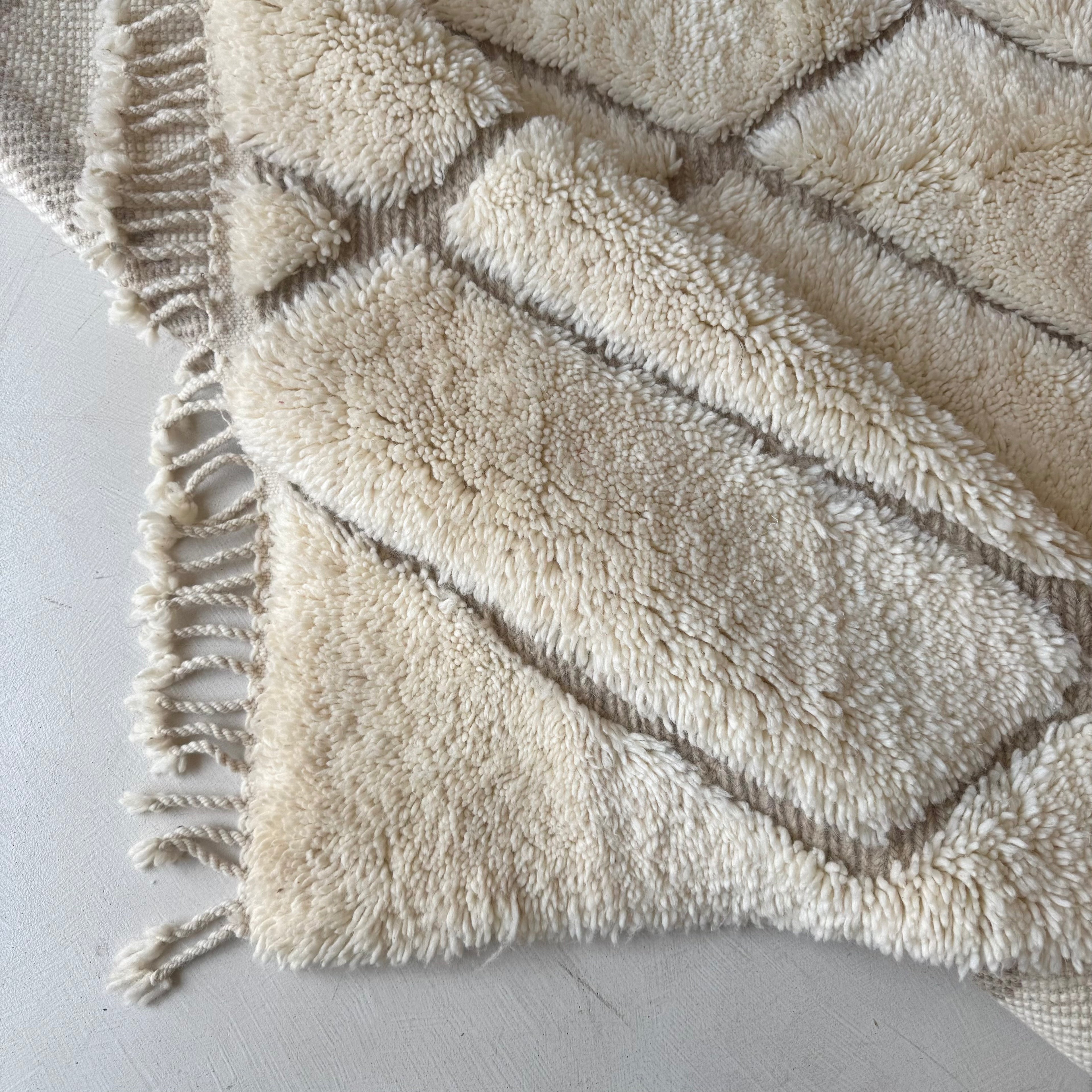 Tapis berbère Beni Ouarain n°3291 - Ivoire - 317 x 205 cm