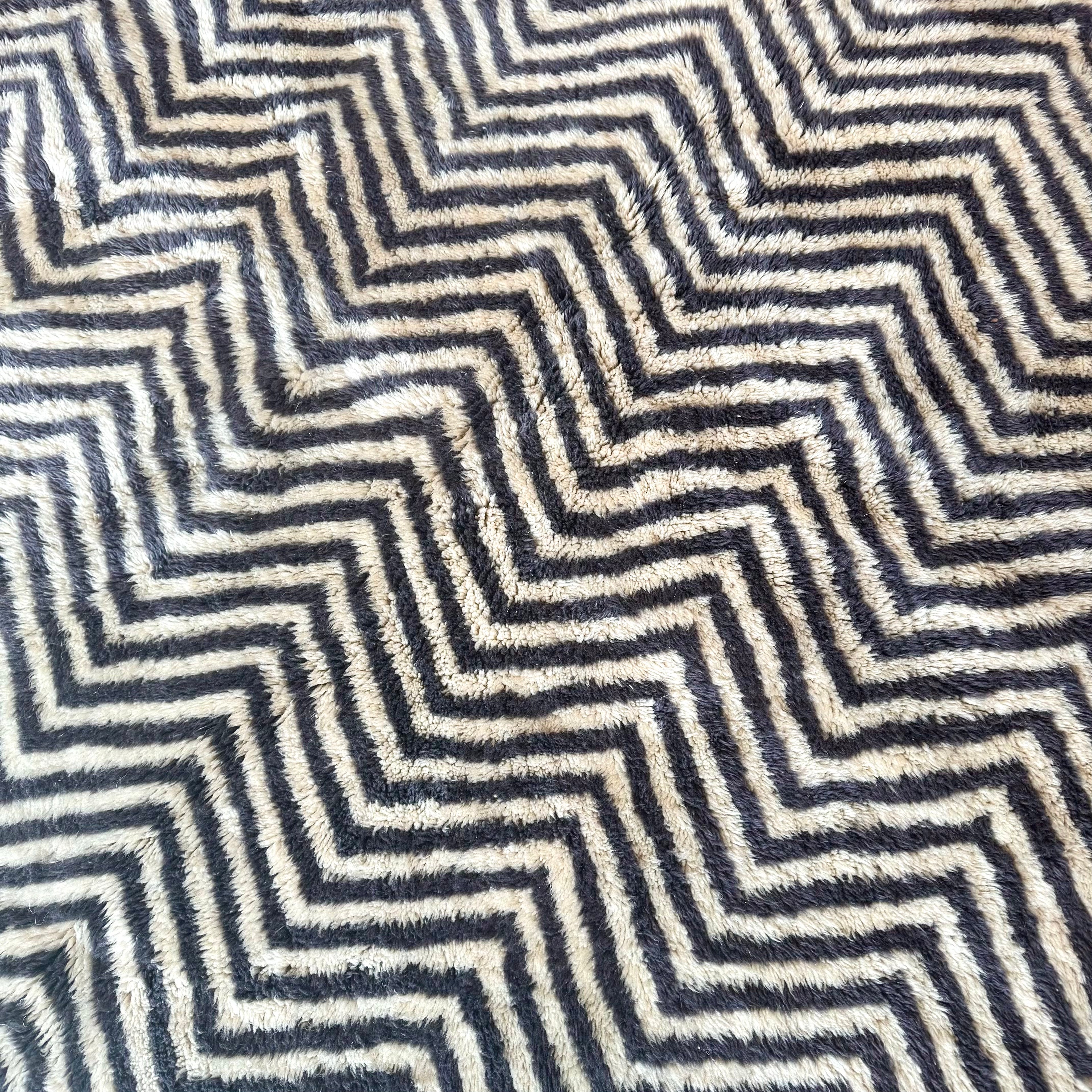 Berber Mrirt rug no. 3313 - Mosaic - 300 x 300 cm