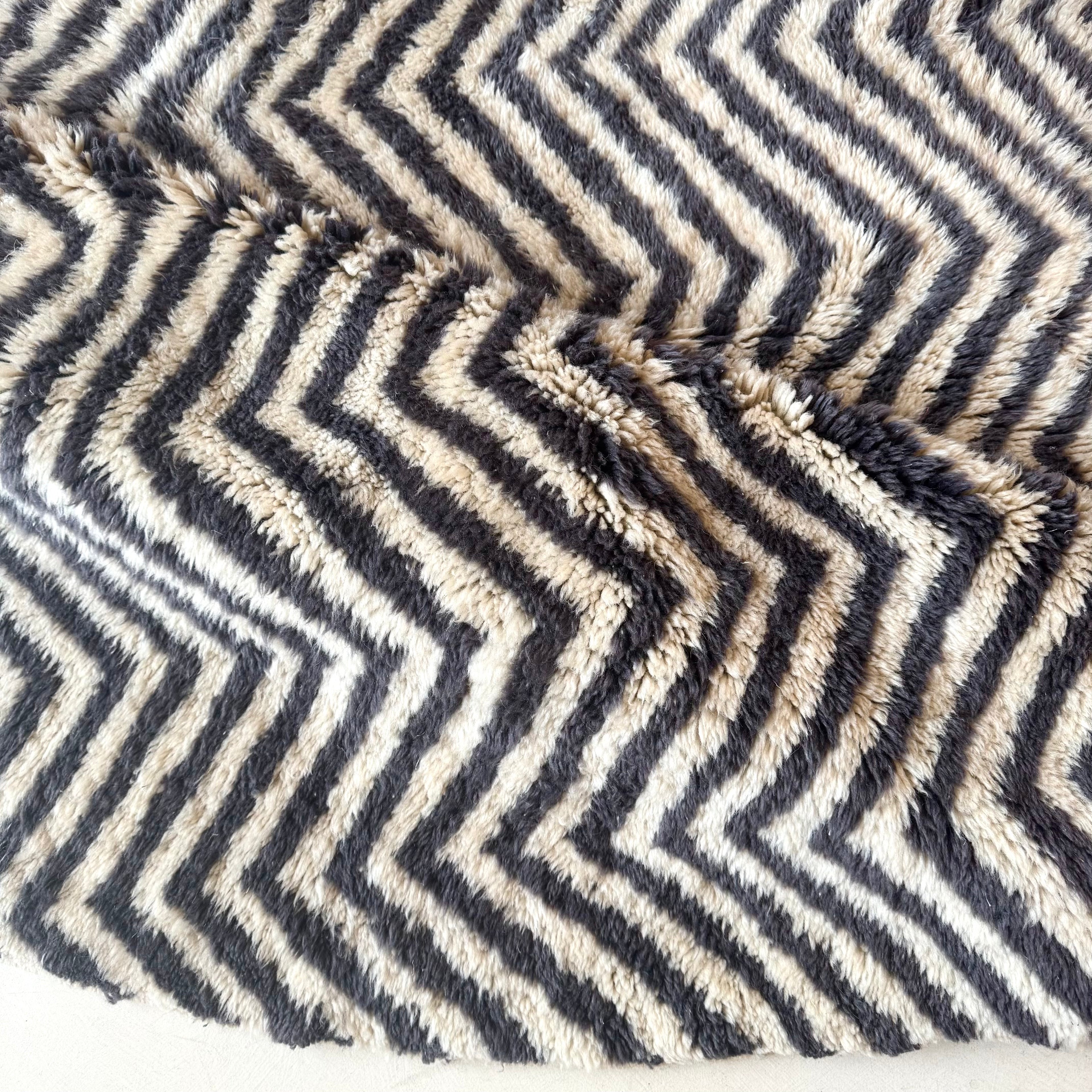 Berber Mrirt rug no. 3313 - Mosaic - 300 x 300 cm