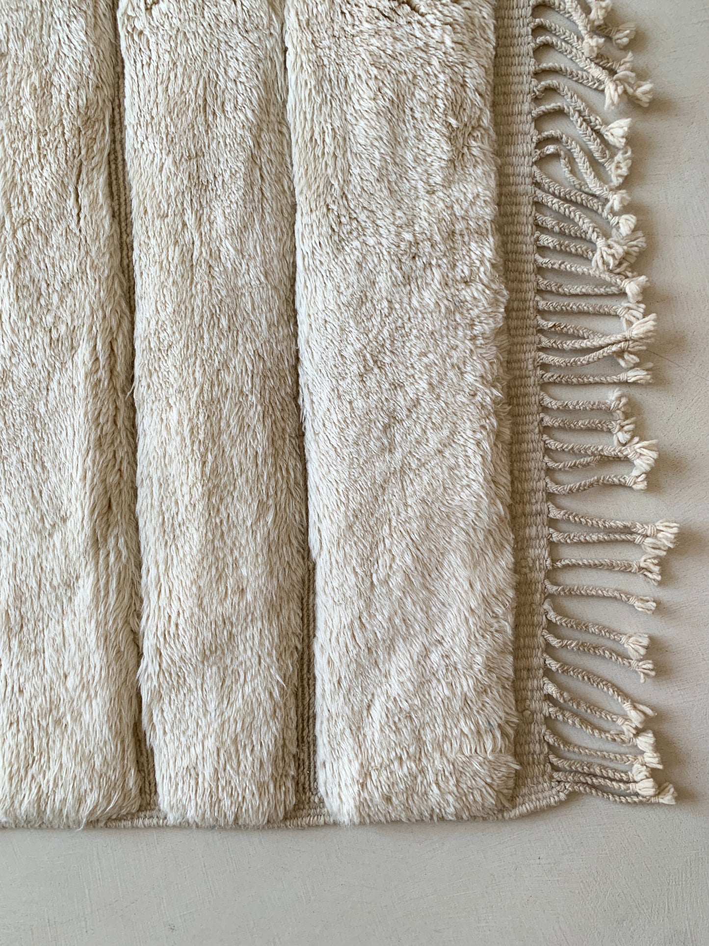 Tapis berbère Mrirt n°3096 - Cristal - 391 x 300 cm