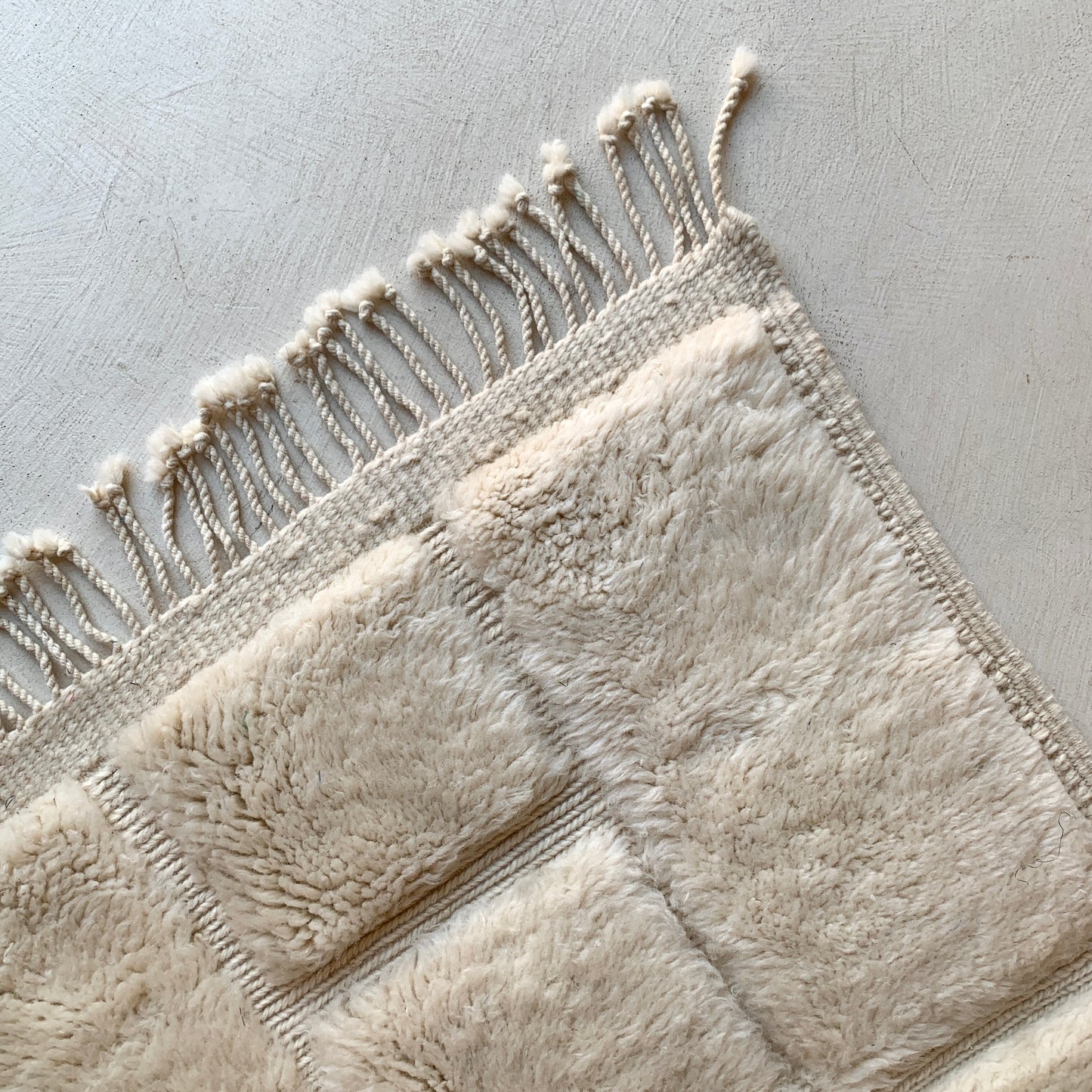 Tapis berbère Mrirt n°3183 - Luna - 249 x 149 cm