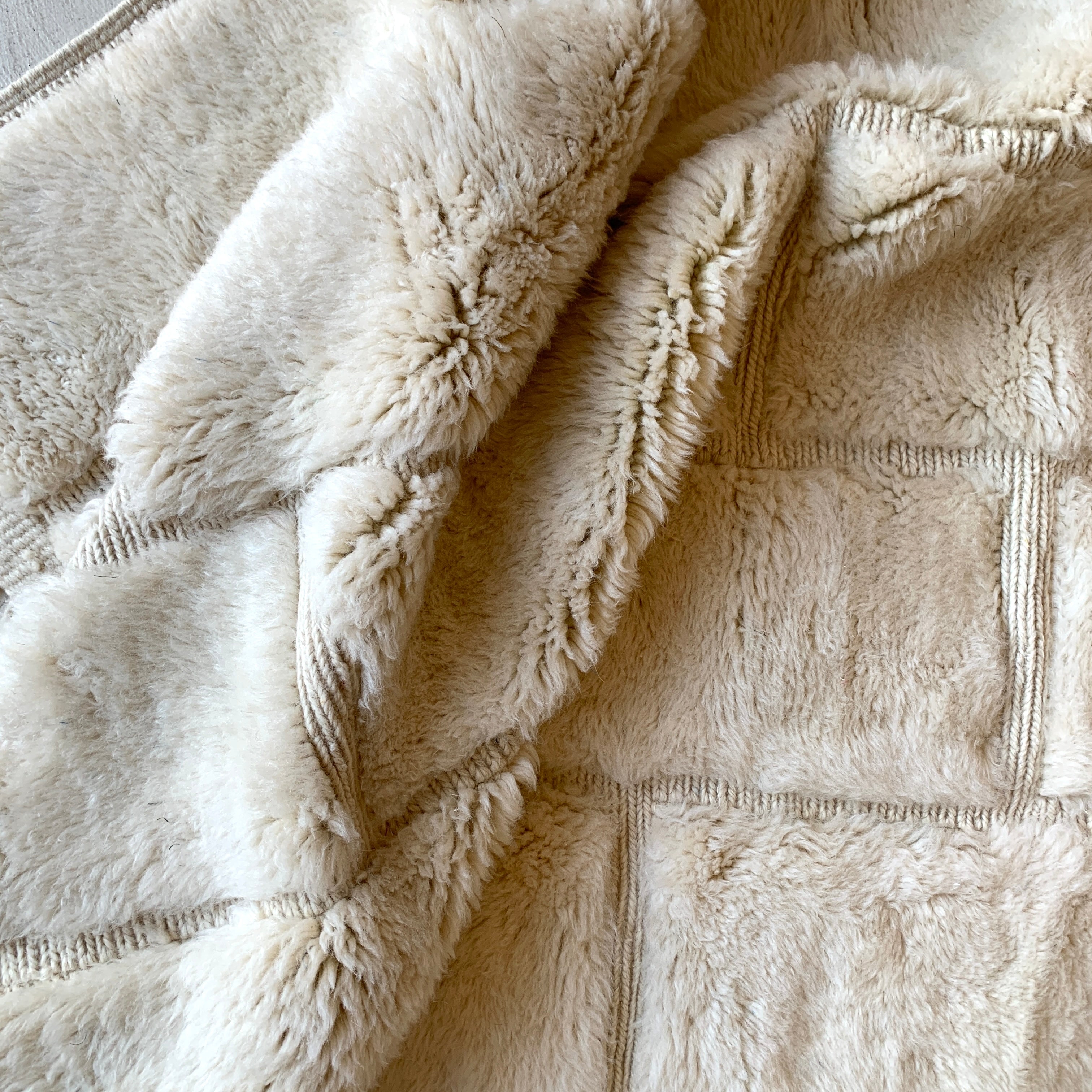 Tapis berbère Mrirt n°3183 - Luna - 249 x 149 cm