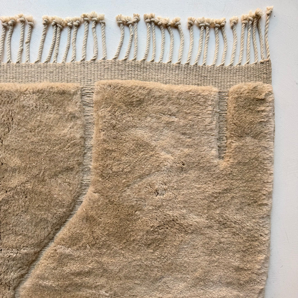 Tapis berbère Mrirt n°3385 - Ourson - 390 x 280 cm