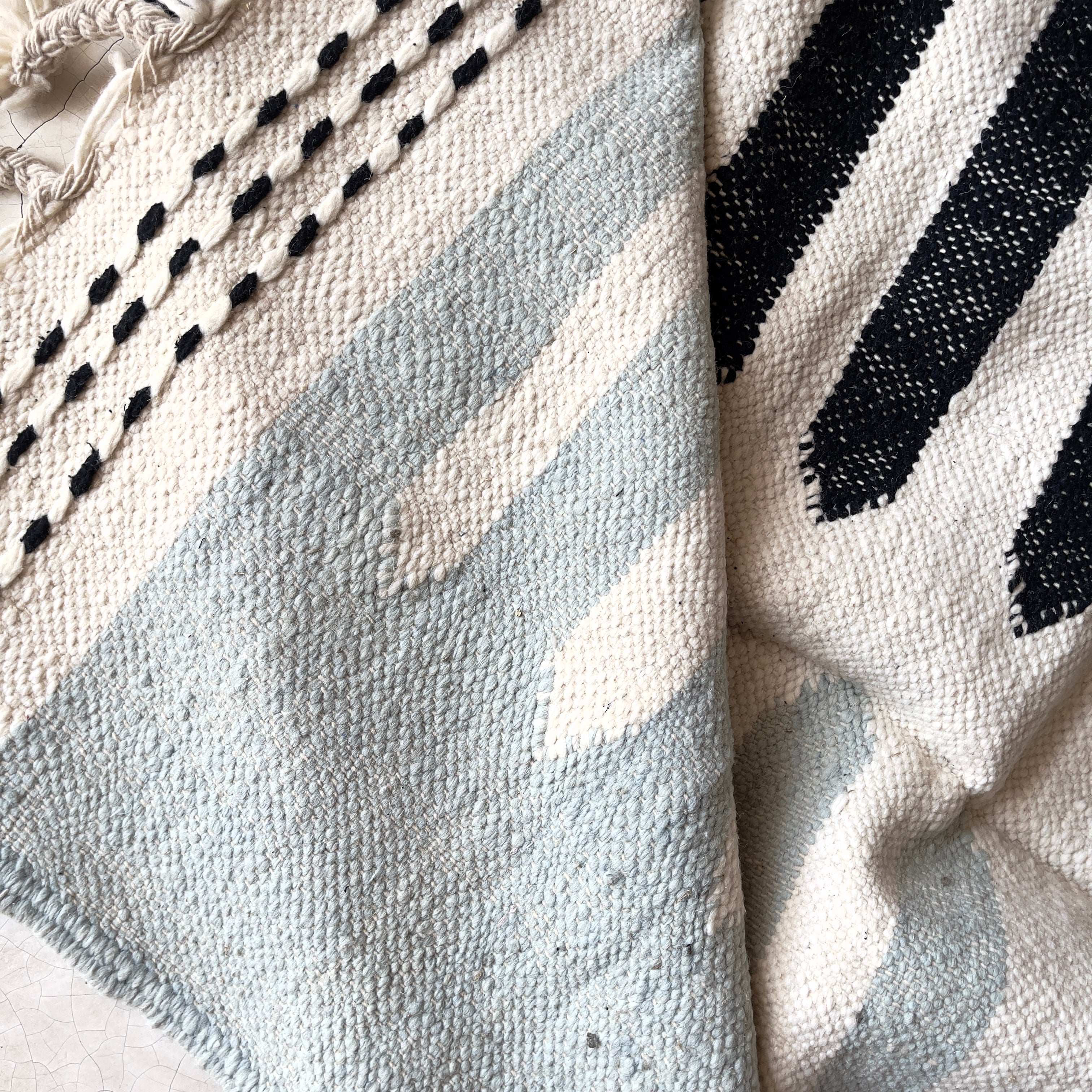 Tapis berbère Kilim n°3016 - Coala - 239 x 147 cm