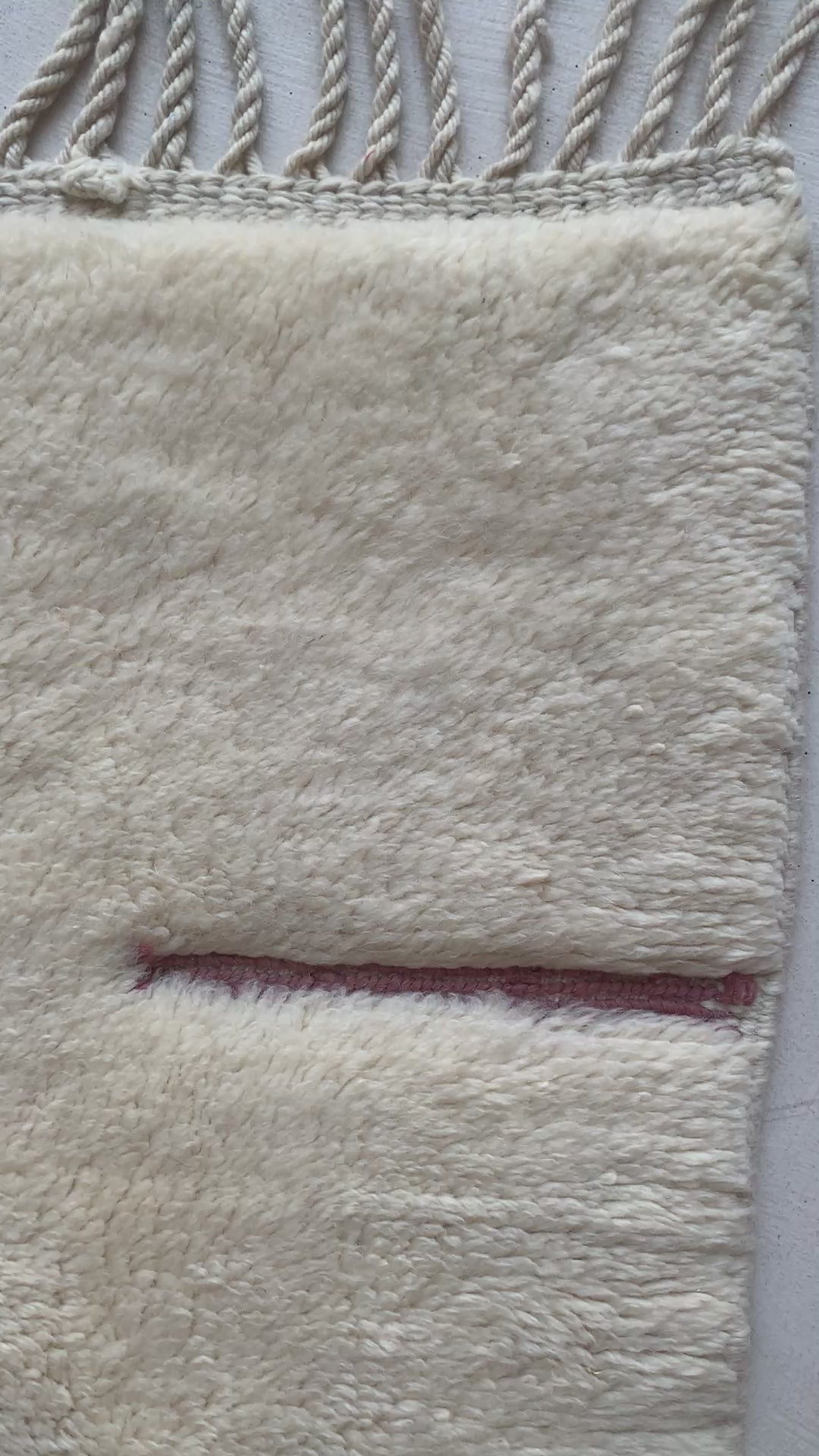 Mrirt Berber rug n°2553 - Ribbon - 320 x 218 cm