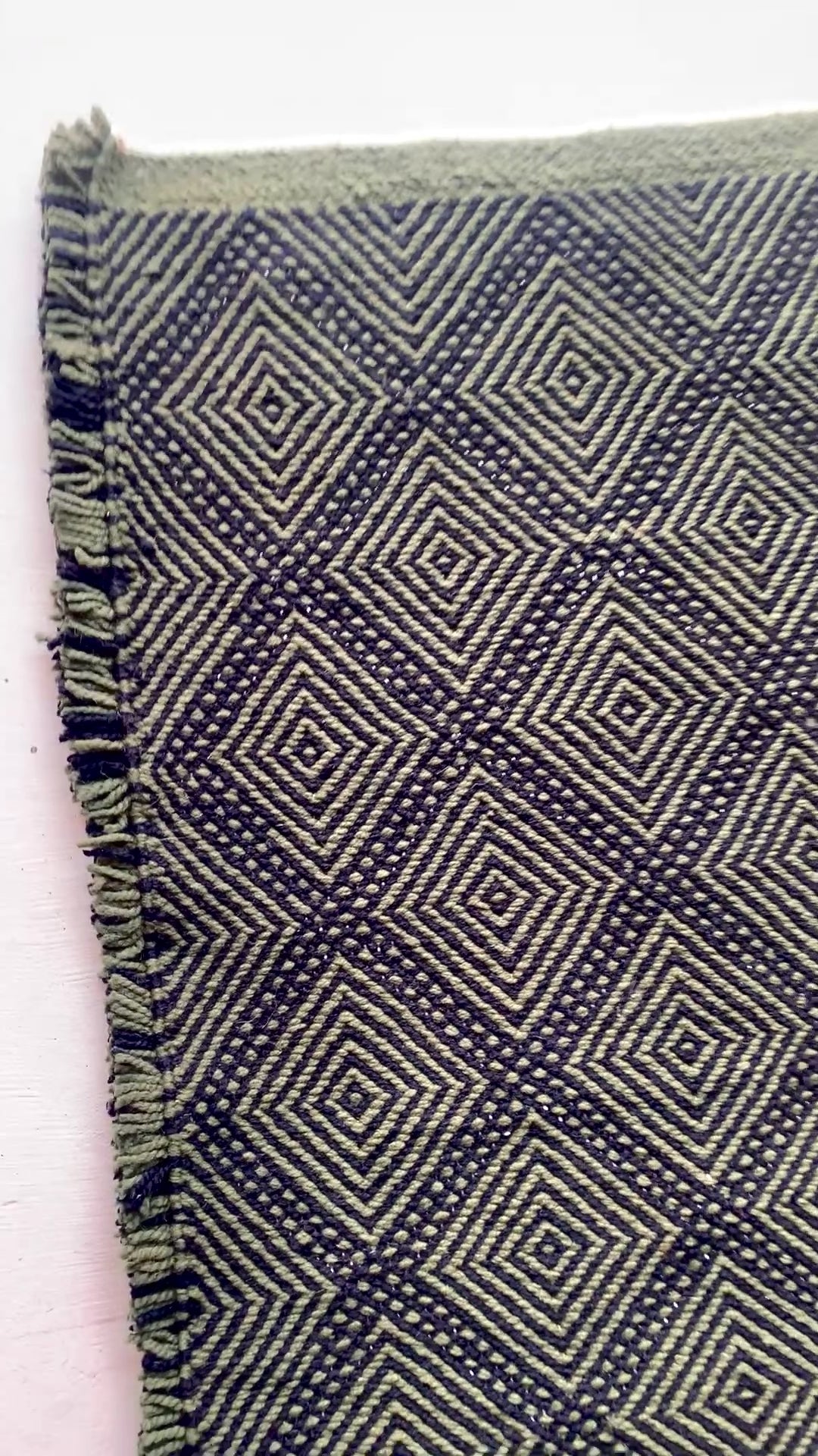 Tapis berbère Zanafi n°3214 - Ecosse - 260 x 255 cm