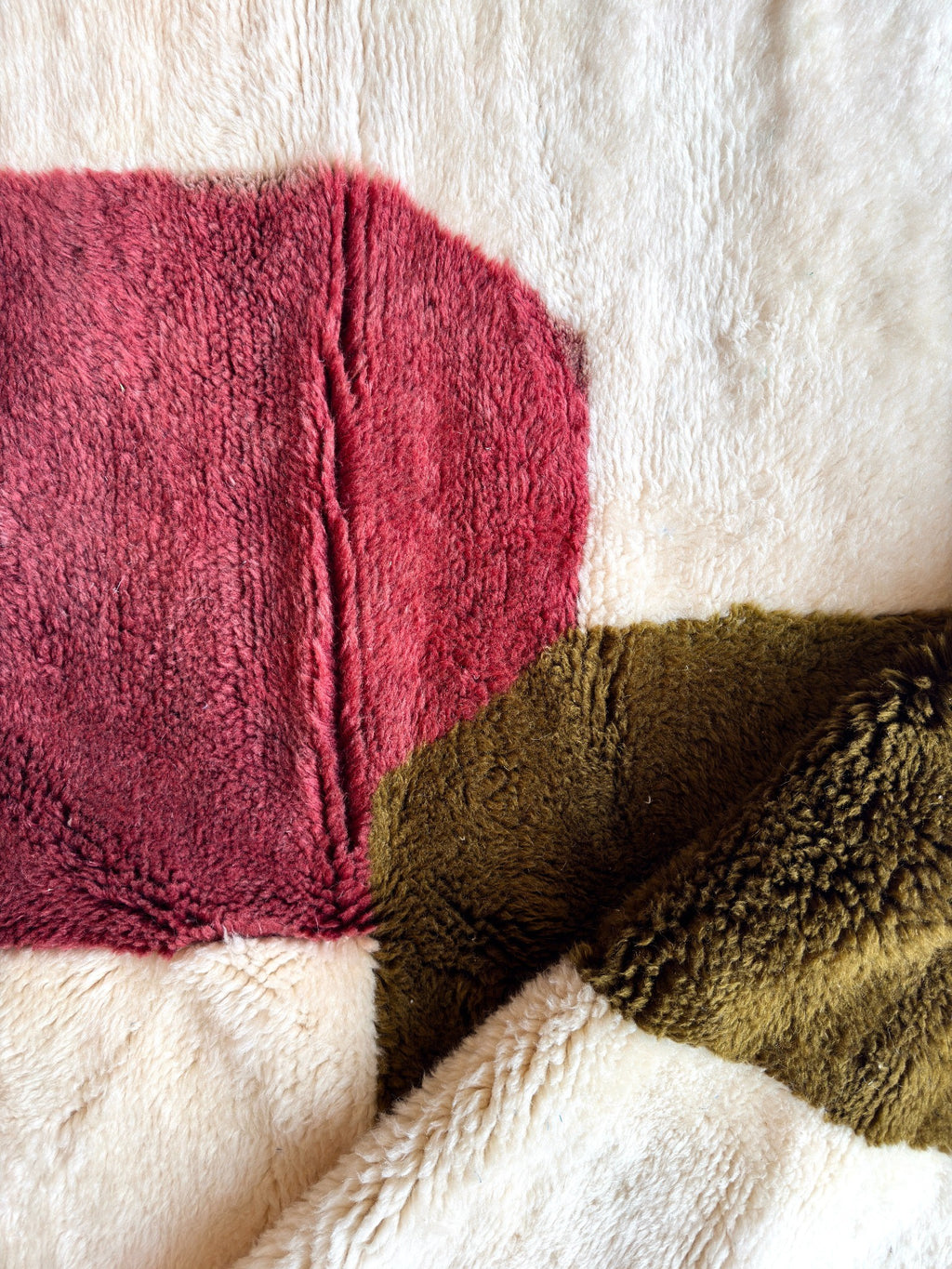 Tapis berbère Mrirt n° 3265 - Acajou - 248 x 153 cm